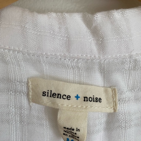 Wrap-styled top - Picture 3 of 3